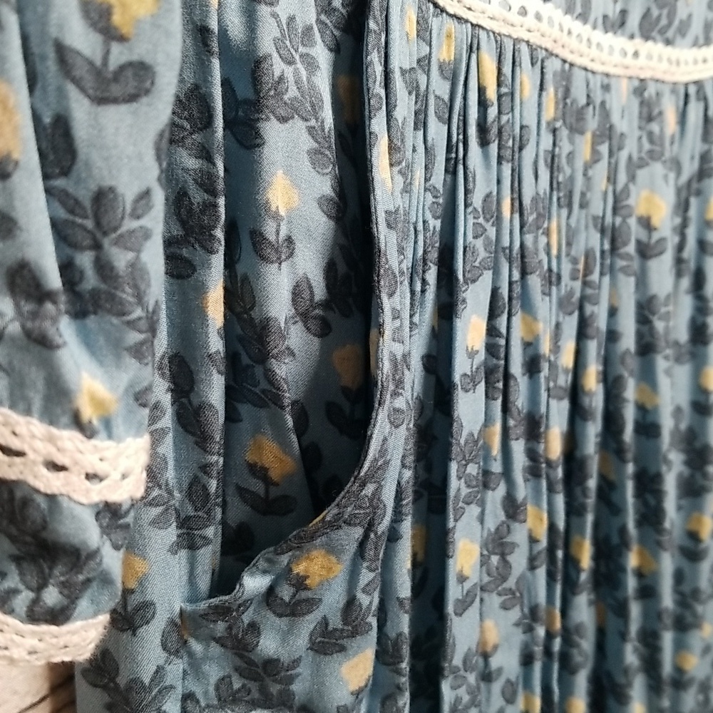 Beau & Ro womens Maxi dress size Medium back zipper w/side pockets EUC - Picture 2 of 3